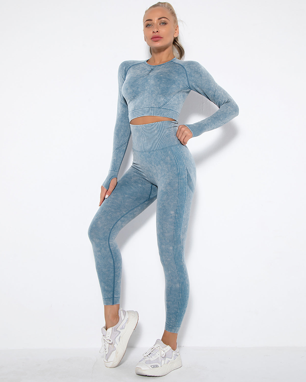Idalyne Long Sleeve - Blau
