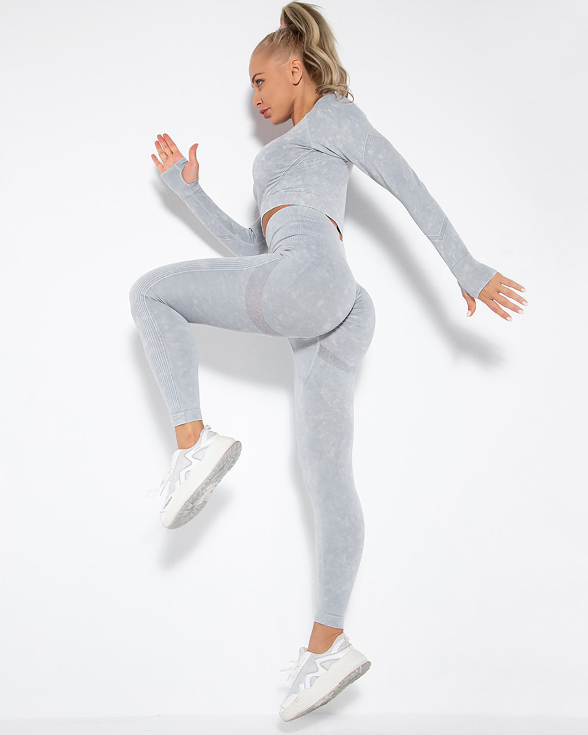 Idalyne Long Sleeve - Grau