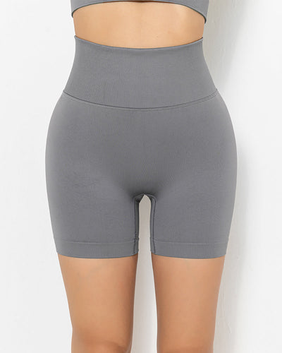 Lior Seamless Scrunch Shorts - Hellgrau