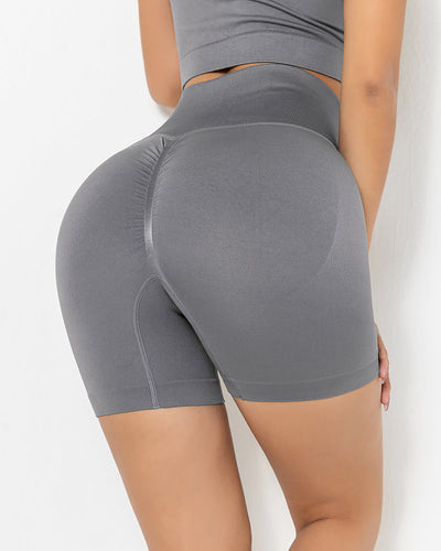 Lior Seamless Scrunch Shorts - Hellgrau