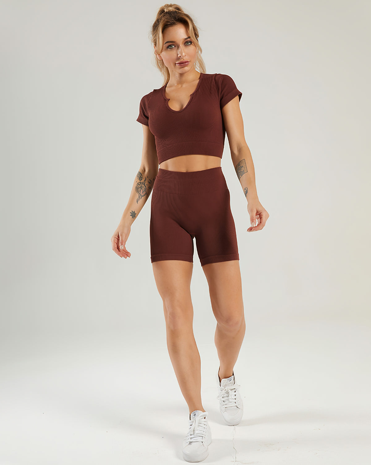 Nieve Crop Top - Maroon
