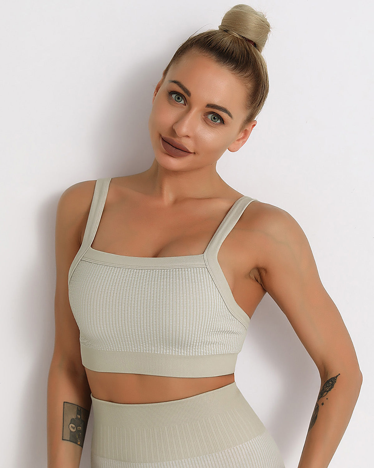 Qiara Sport-BH Gerippt - Khaki