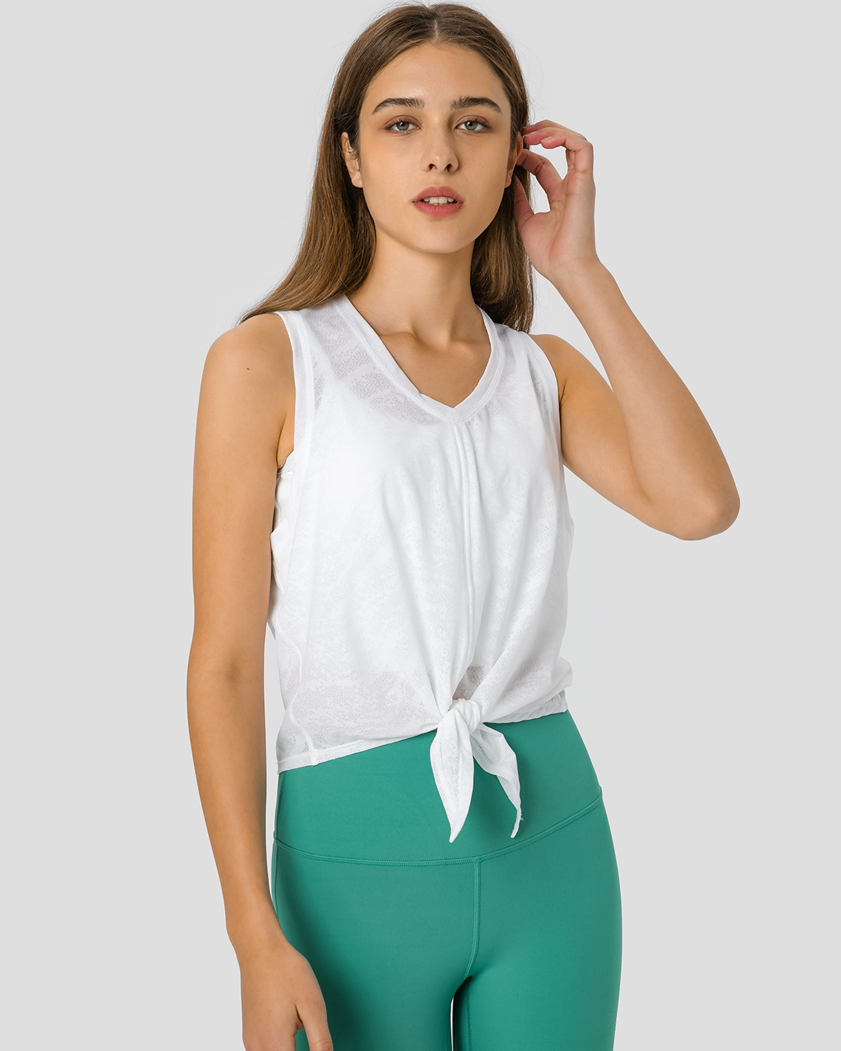 Quinci Fitness-Top mit Knotendetail - Weiß